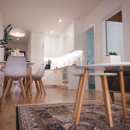 Tam Skanderbeg Square City Center Apartment No4 ティラナ エクステリア 写真